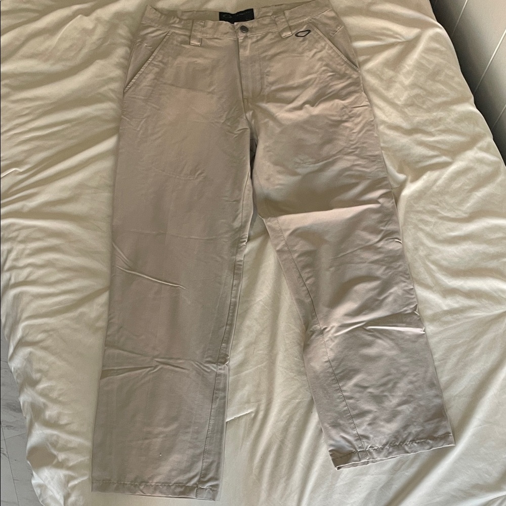 Oakley Men's Light Khaki Chinos